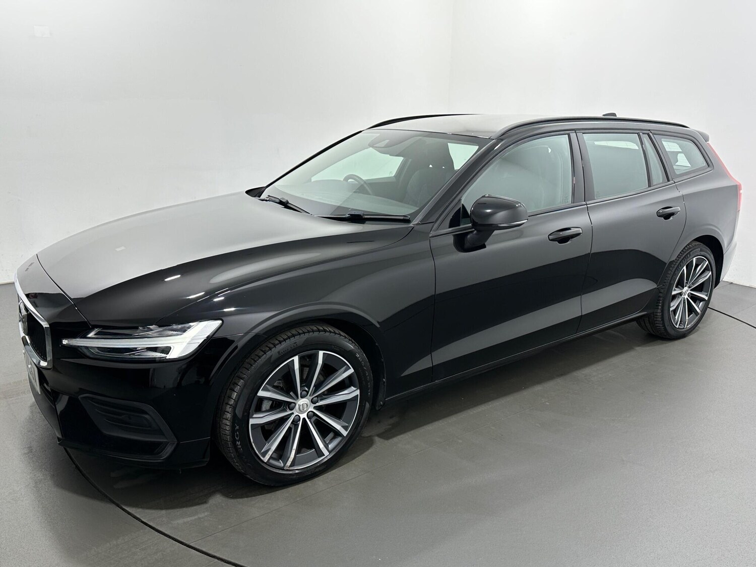 Used Volvo V60 2022 for sale - 77387523: Photo 51