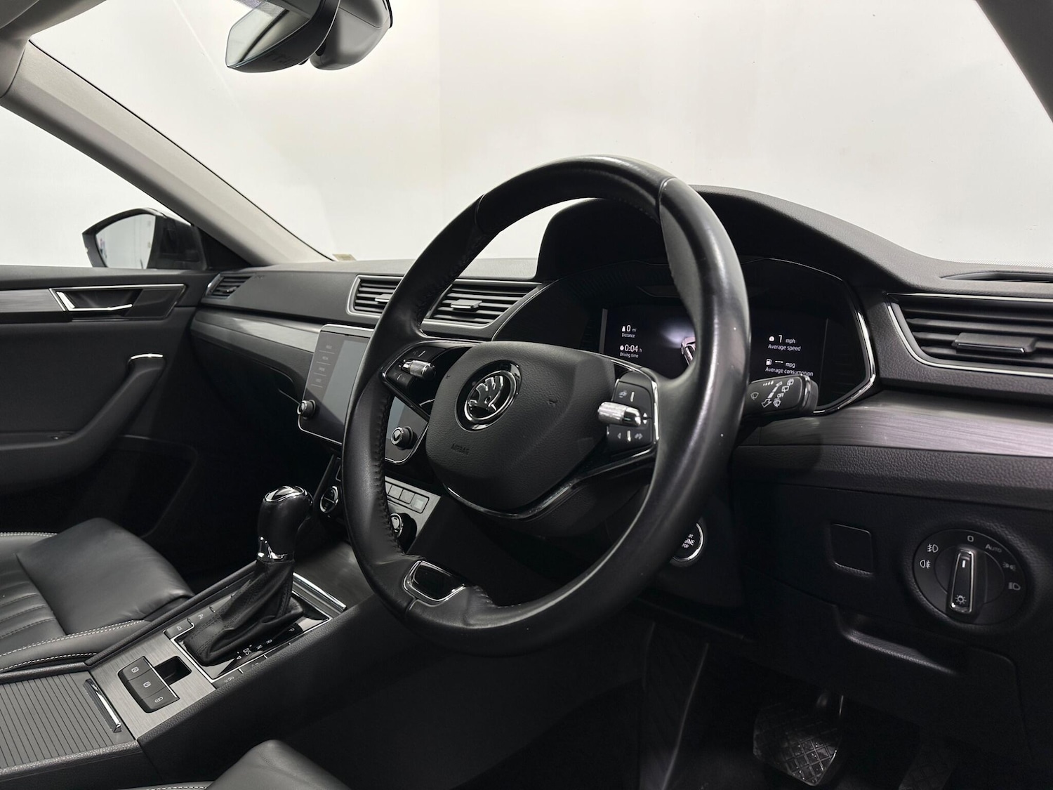 Used Skoda Superb 2022 for sale - 77229624: Photo 10