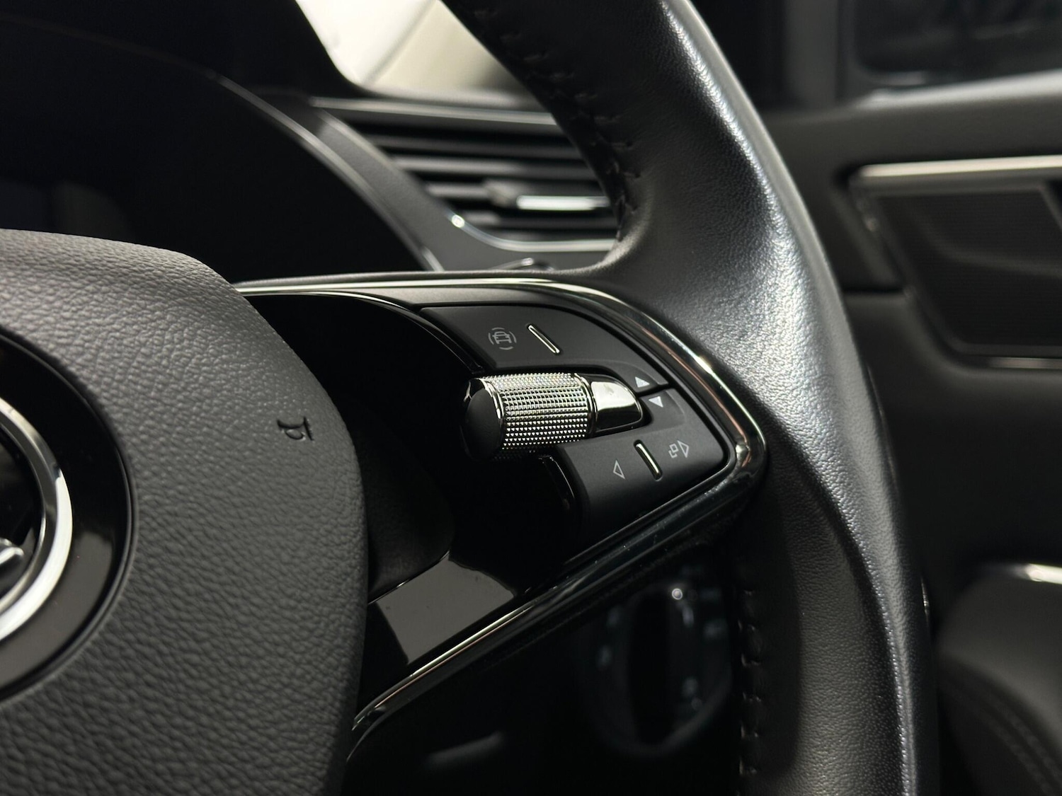 Used Skoda Superb 2022 for sale - 77229624: Photo 15