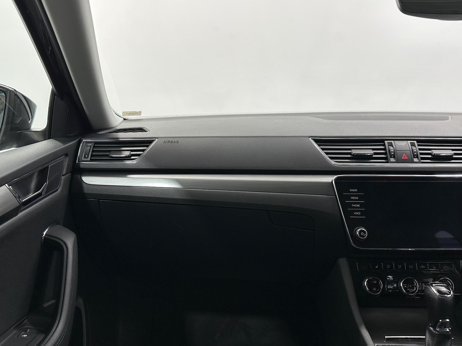 Used Skoda Superb 2022 for sale - 77229624: Photo 27