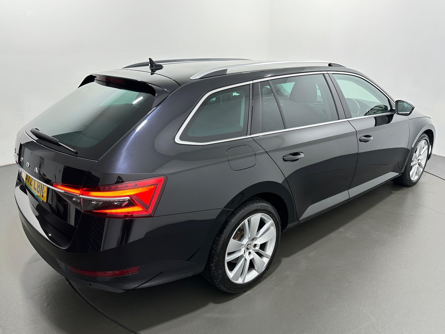 Used Skoda Superb 2022 for sale - 77229624: Photo 51