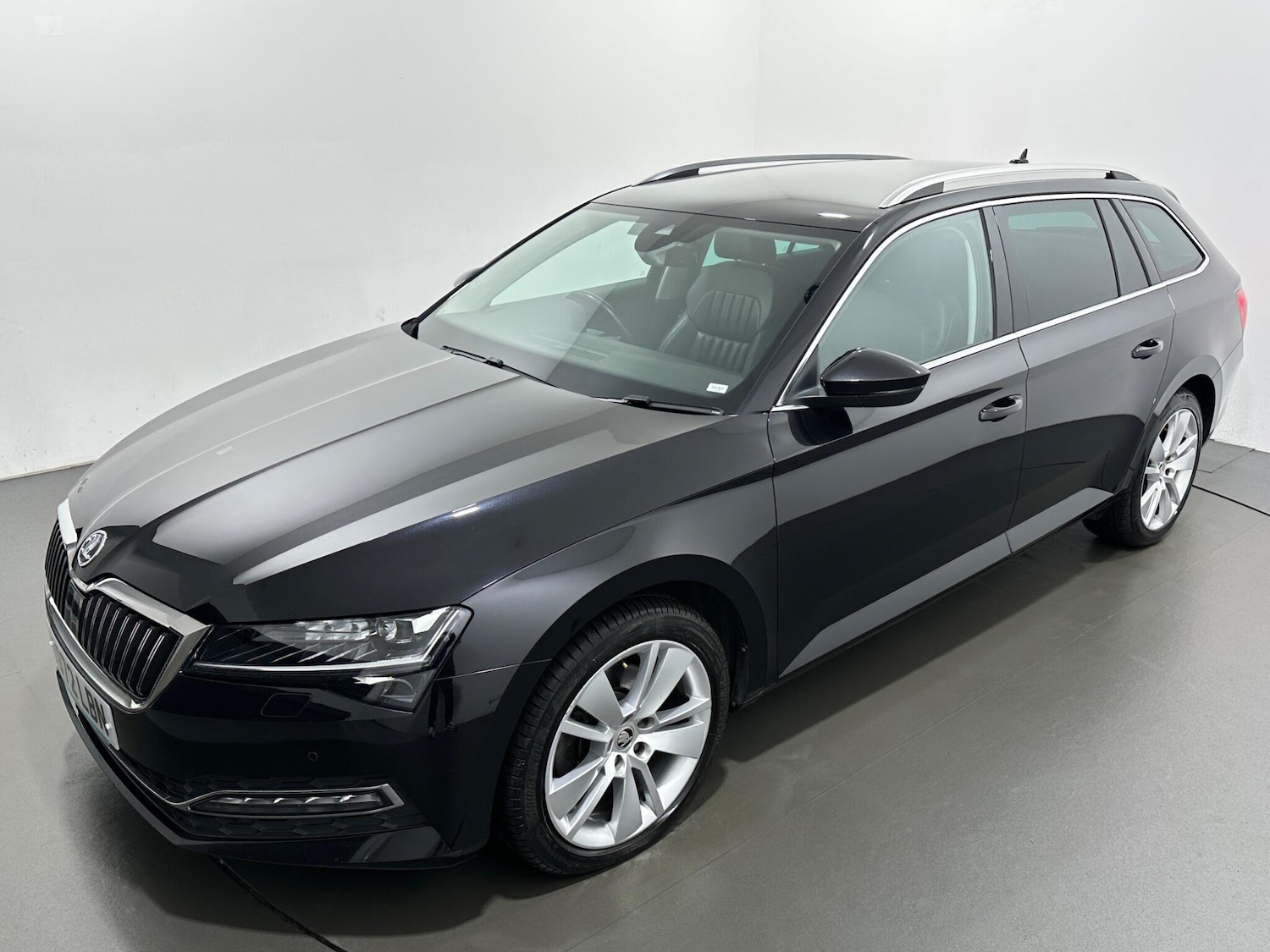 Used Skoda Superb 2022 for sale - 77229624: Photo 53