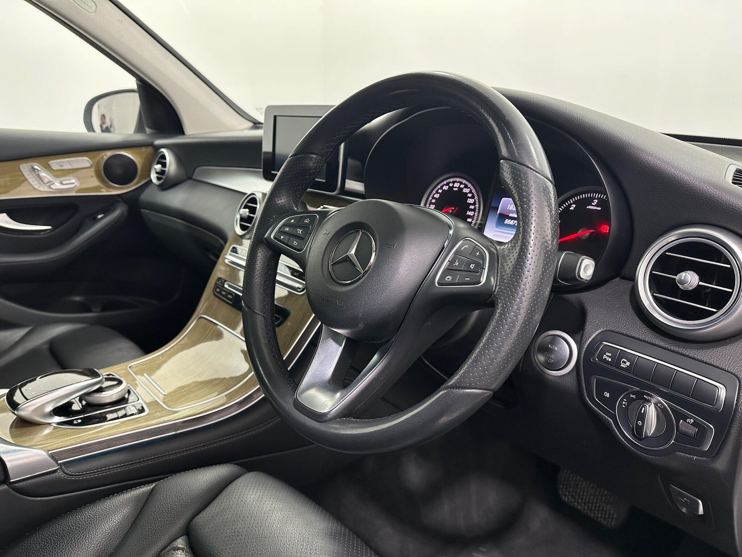 Used Mercedes-Benz GLC for sale - 77229987: Photo 10