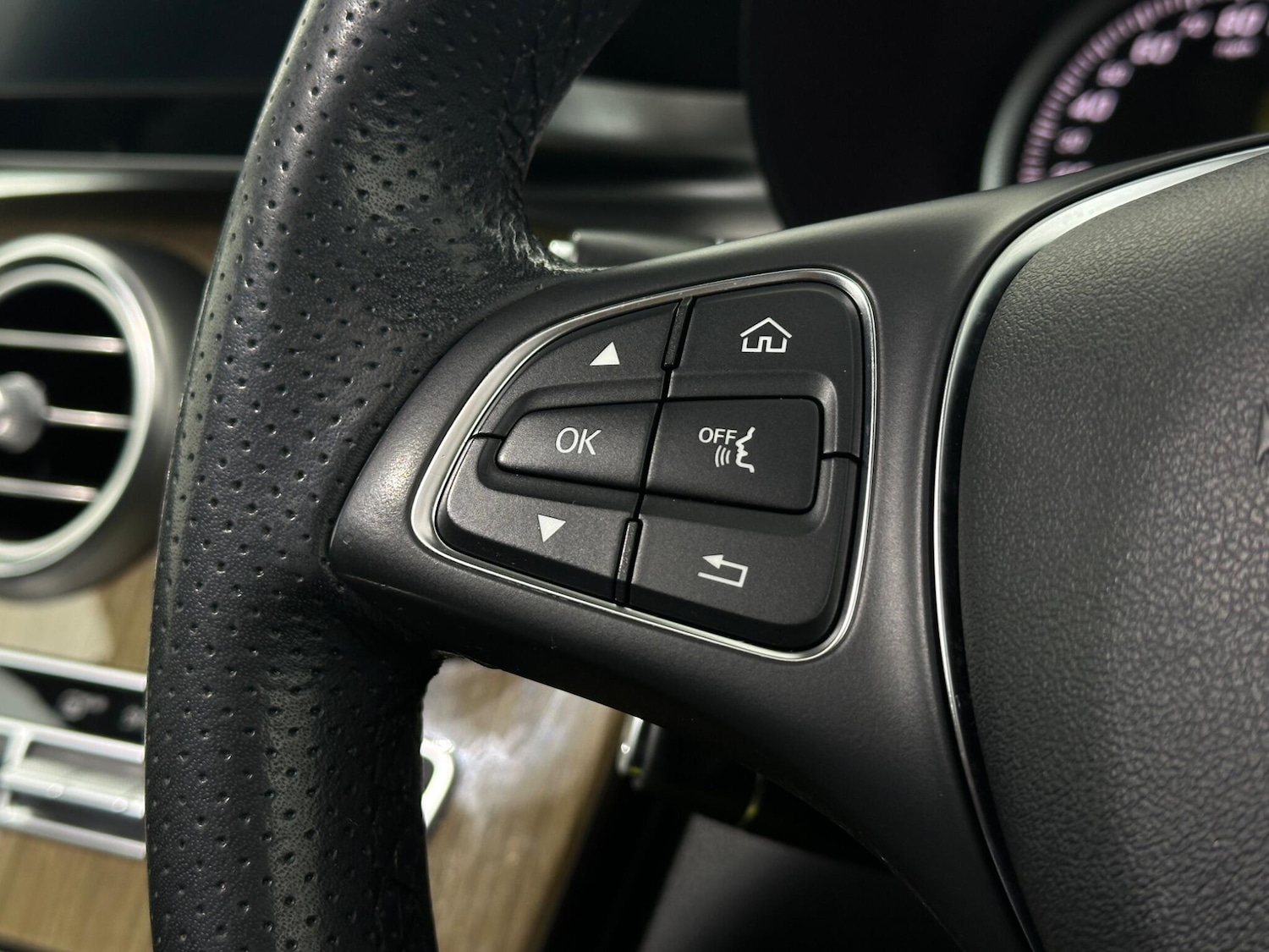 Used Mercedes-Benz GLC for sale - 77229987: Photo 13