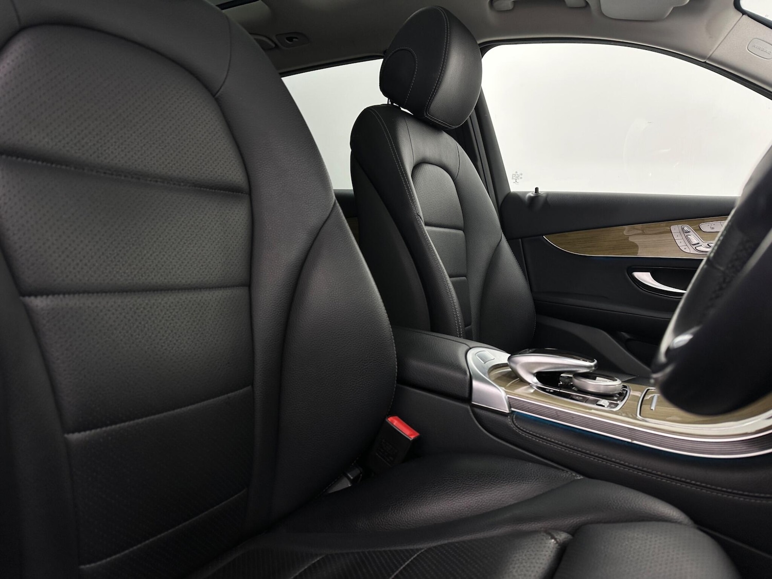 Used Mercedes-Benz GLC for sale - 77229987: Photo 31