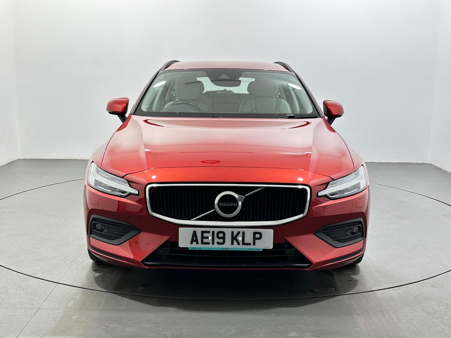 Used Volvo V60 2019 for sale - 77511472: Photo 3