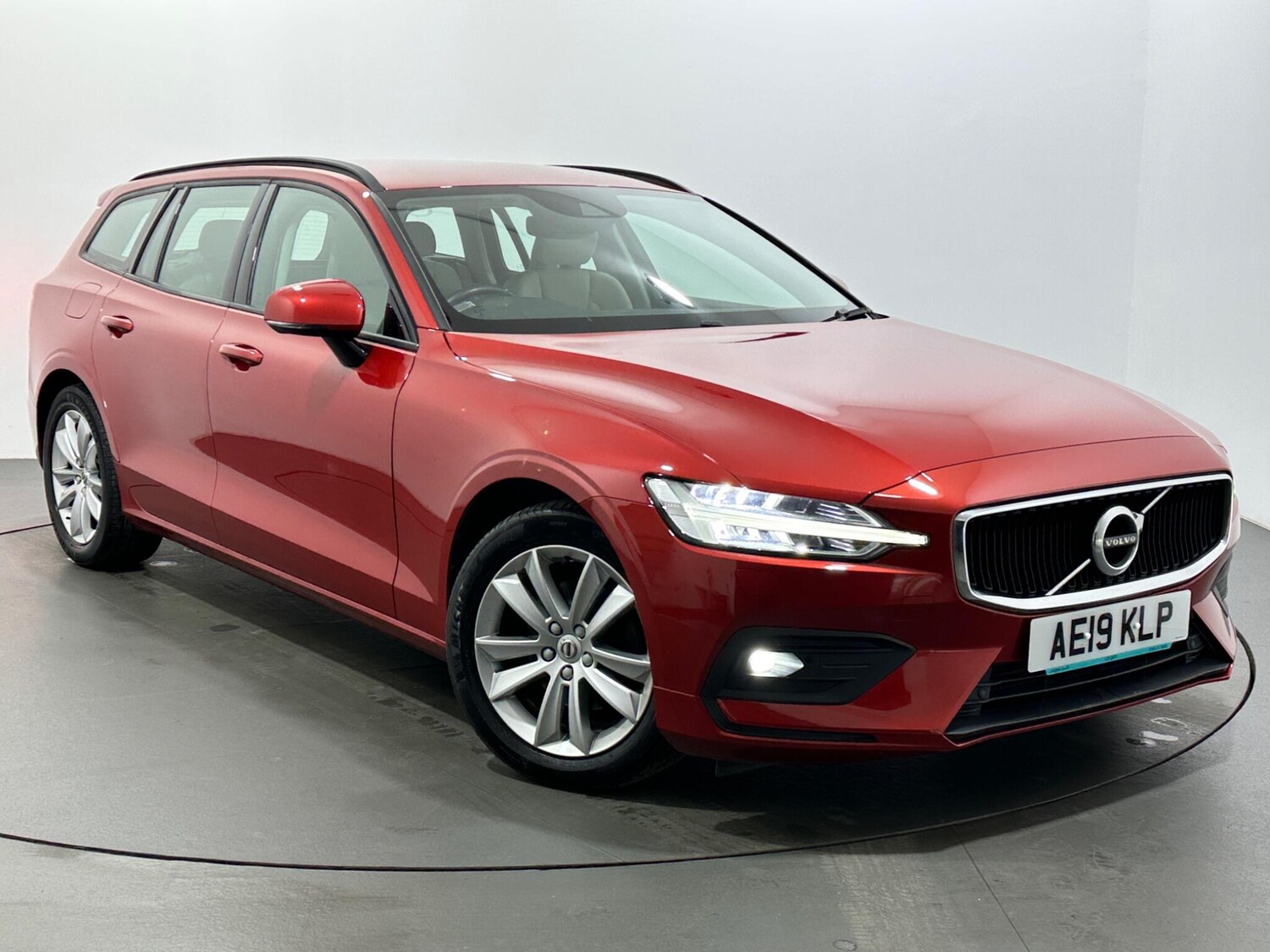 Used Volvo V60 2019 for sale - 77511472: Photo 56