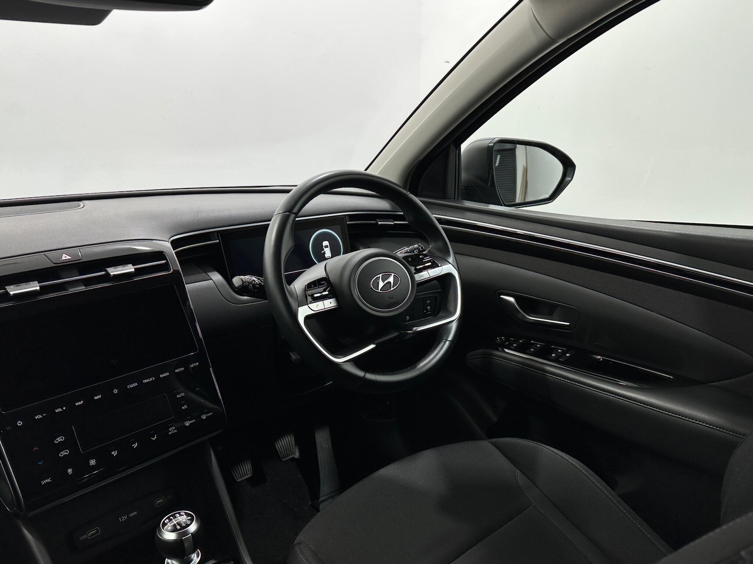 Used Hyundai TUCSON for sale - 77215651: Photo 11