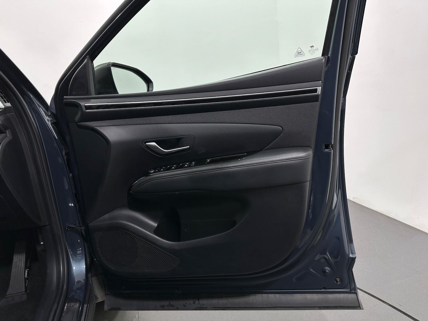 Used Hyundai TUCSON for sale - 77215651: Photo 31