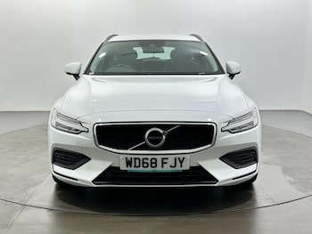 Used Volvo V60 2018 for sale - 79303432: Photo