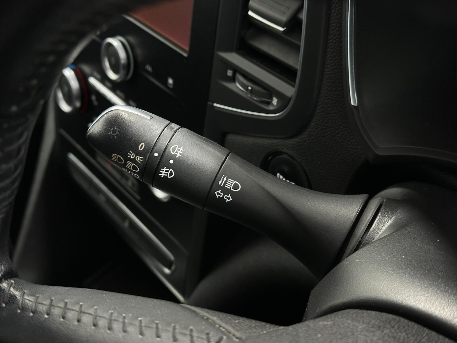 Used Renault Megane for sale - 77575197: Photo 14