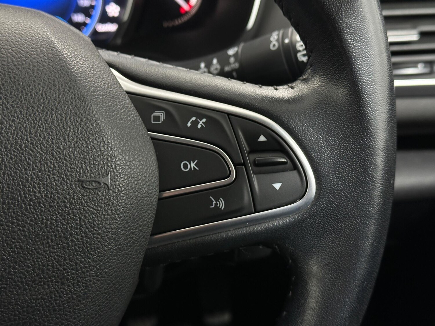 Used Renault Megane for sale - 77575197: Photo 16