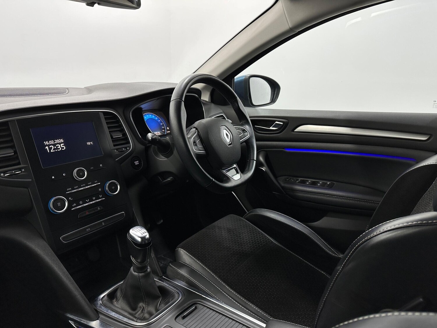 Used Renault Megane for sale - 77575197: Photo 28