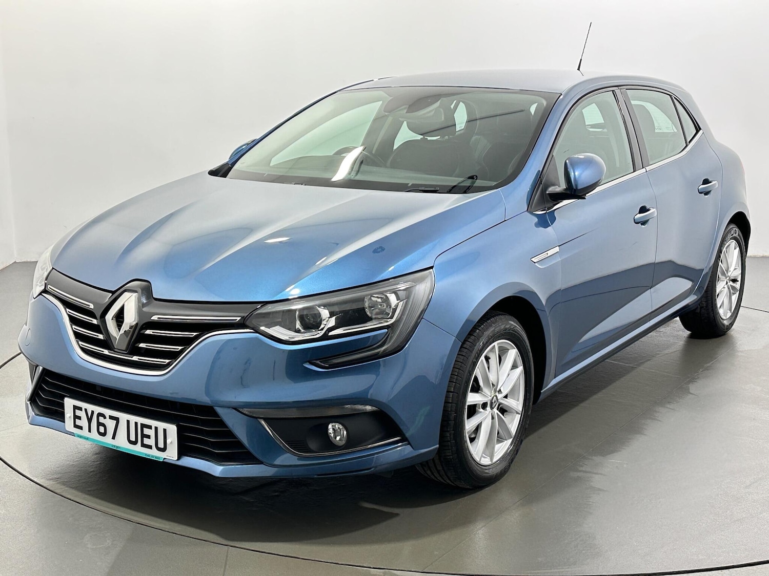 Used Renault Megane for sale - 77575197: Photo 4