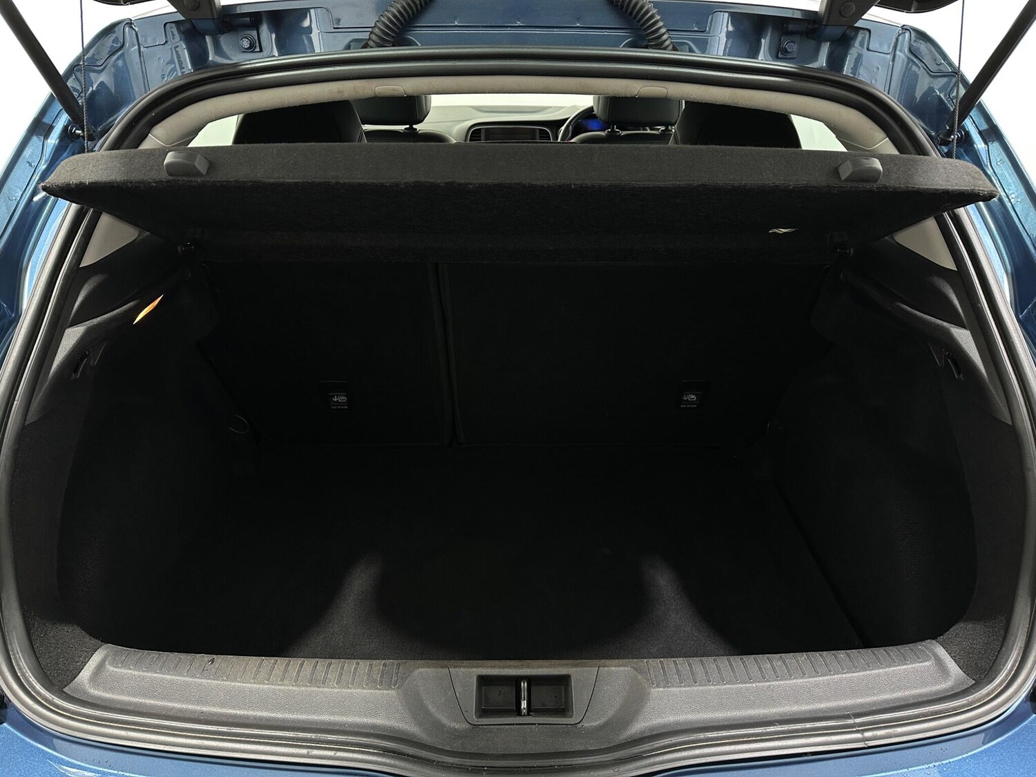 Used Renault Megane for sale - 77575197: Photo 45