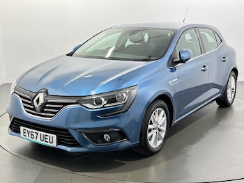 Used Renault Megane 2017 for sale - 77575197: Photo