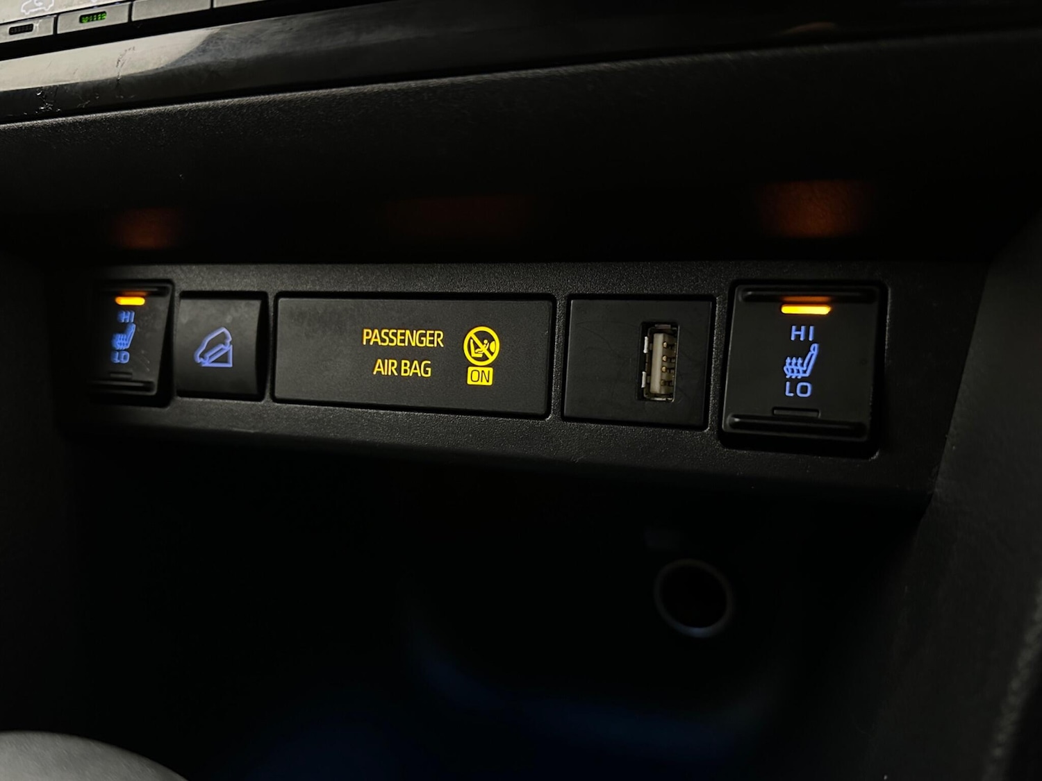 Used Toyota Yaris Cross 2022 for sale - 76878945: Photo 19