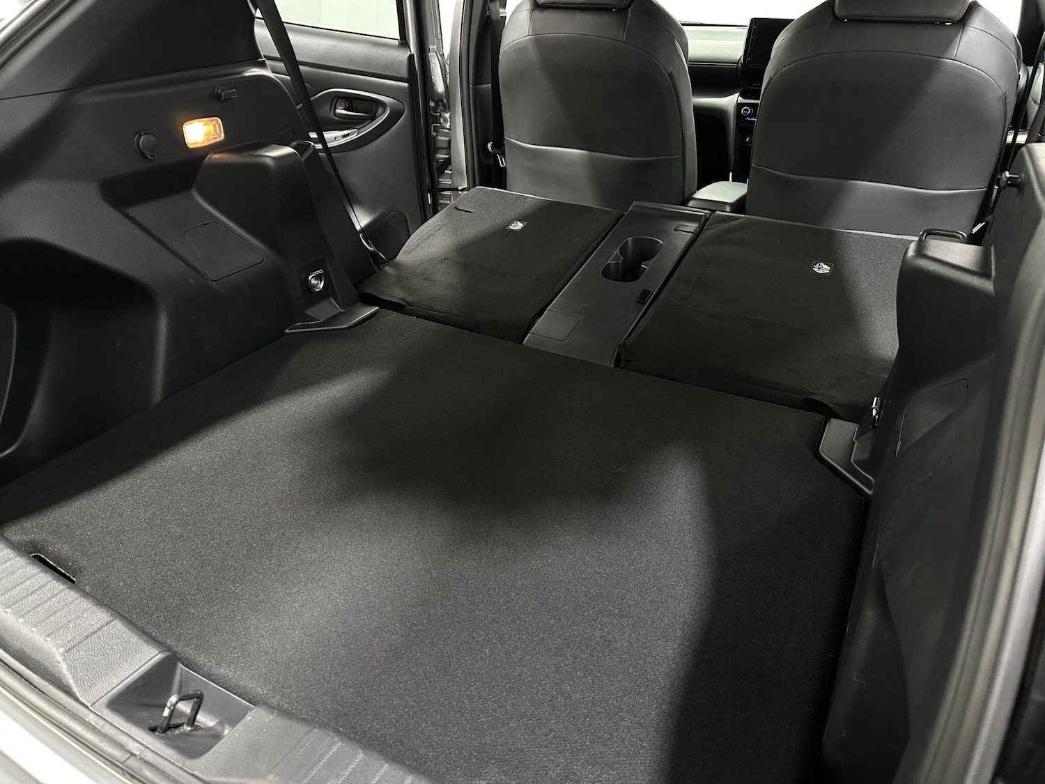 Used Toyota Yaris Cross 2022 for sale - 76878945: Photo 41