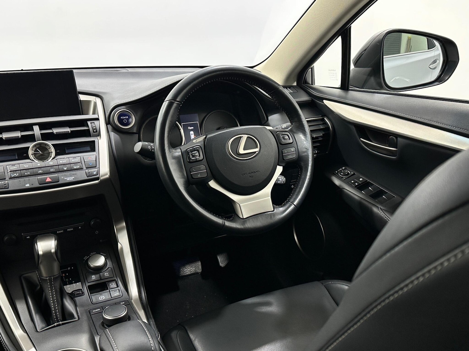 Used Lexus NX 2017 for sale - 77898181: Photo 12