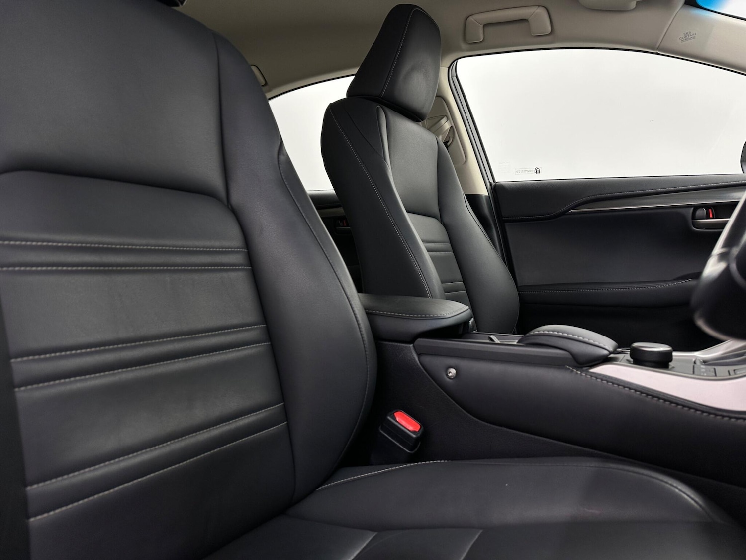 Used Lexus NX 2017 for sale - 77898181: Photo 32