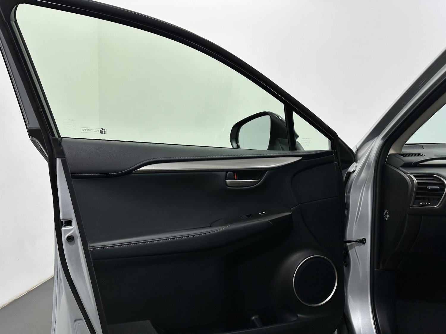 Used Lexus NX 2017 for sale - 77898181: Photo 38