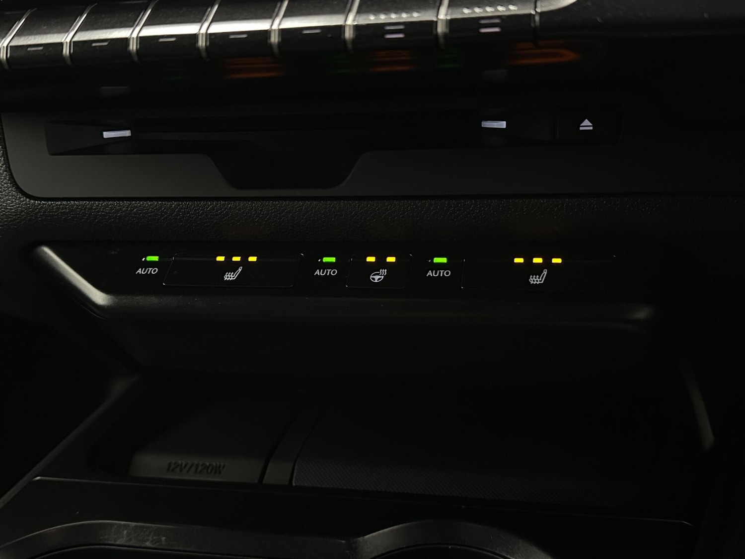 Used Lexus UX 2021 for sale - 77330472: Photo 21