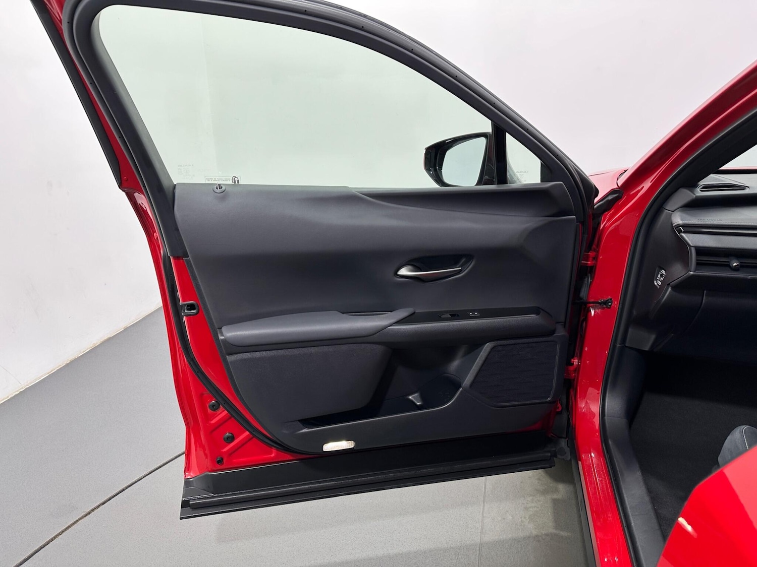 Used Lexus UX 2021 for sale - 77330472: Photo 37