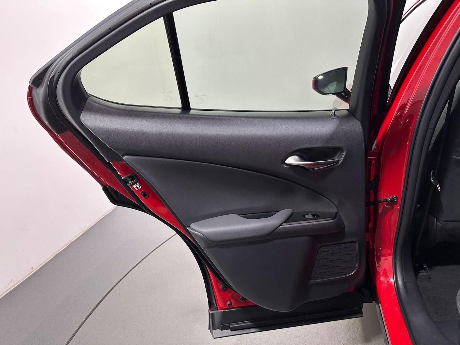 Used Lexus UX 2021 for sale - 77330472: Photo 40