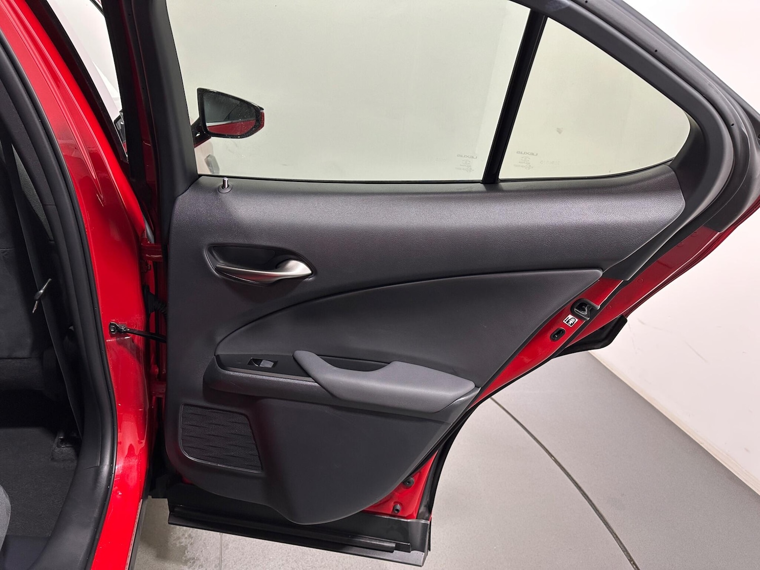 Used Lexus UX 2021 for sale - 77330472: Photo 43