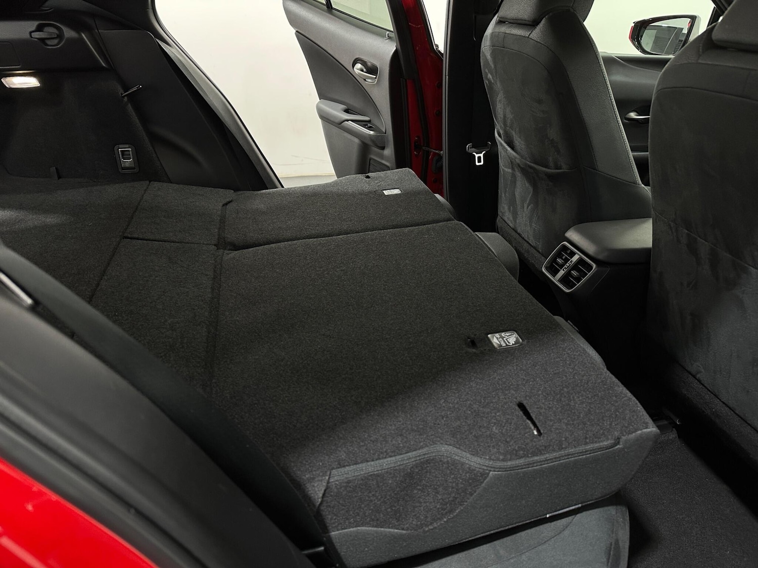 Used Lexus UX 2021 for sale - 77330472: Photo 46