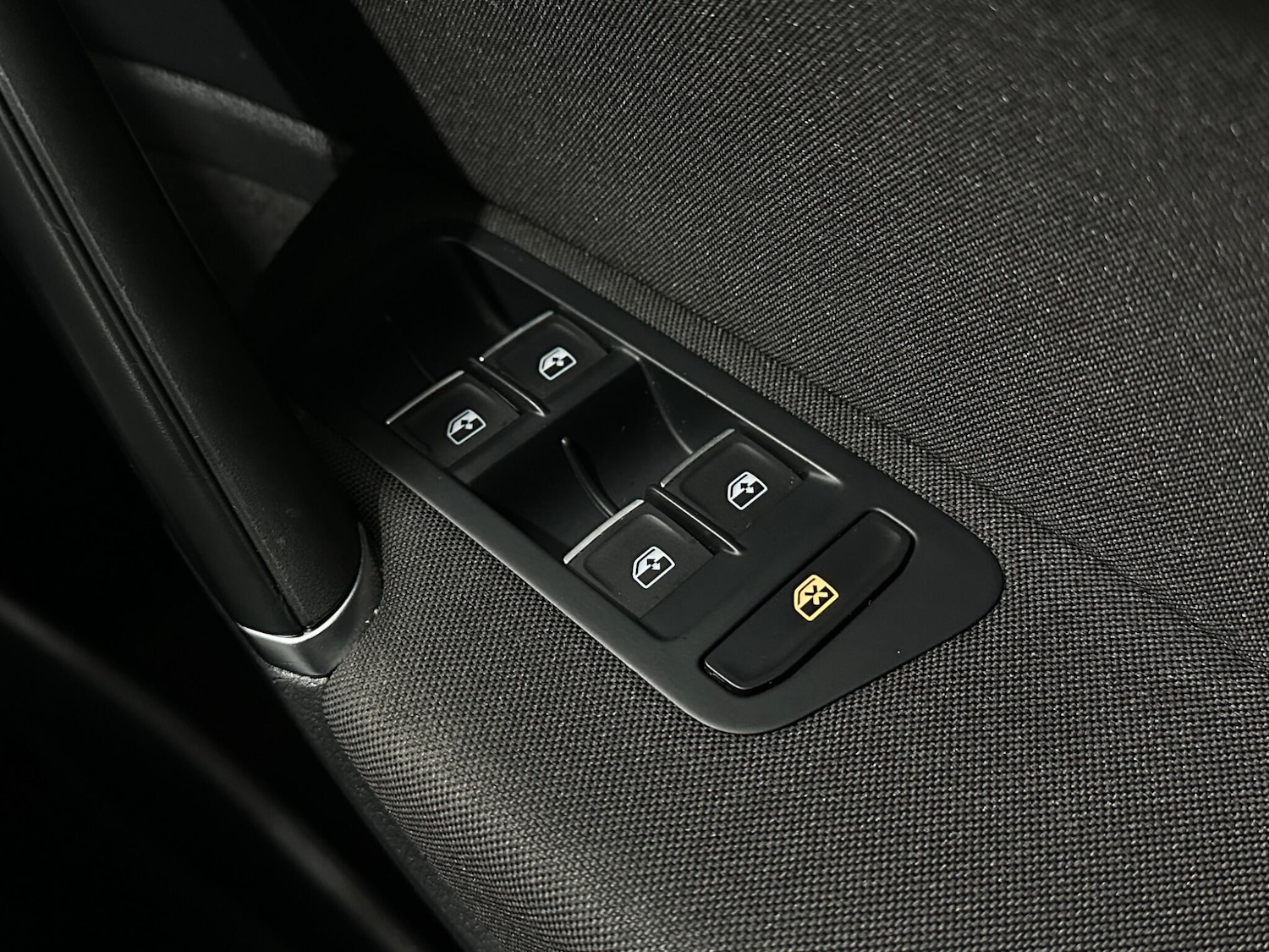 Used Volkswagen Golf for sale - 77242640: Photo 18