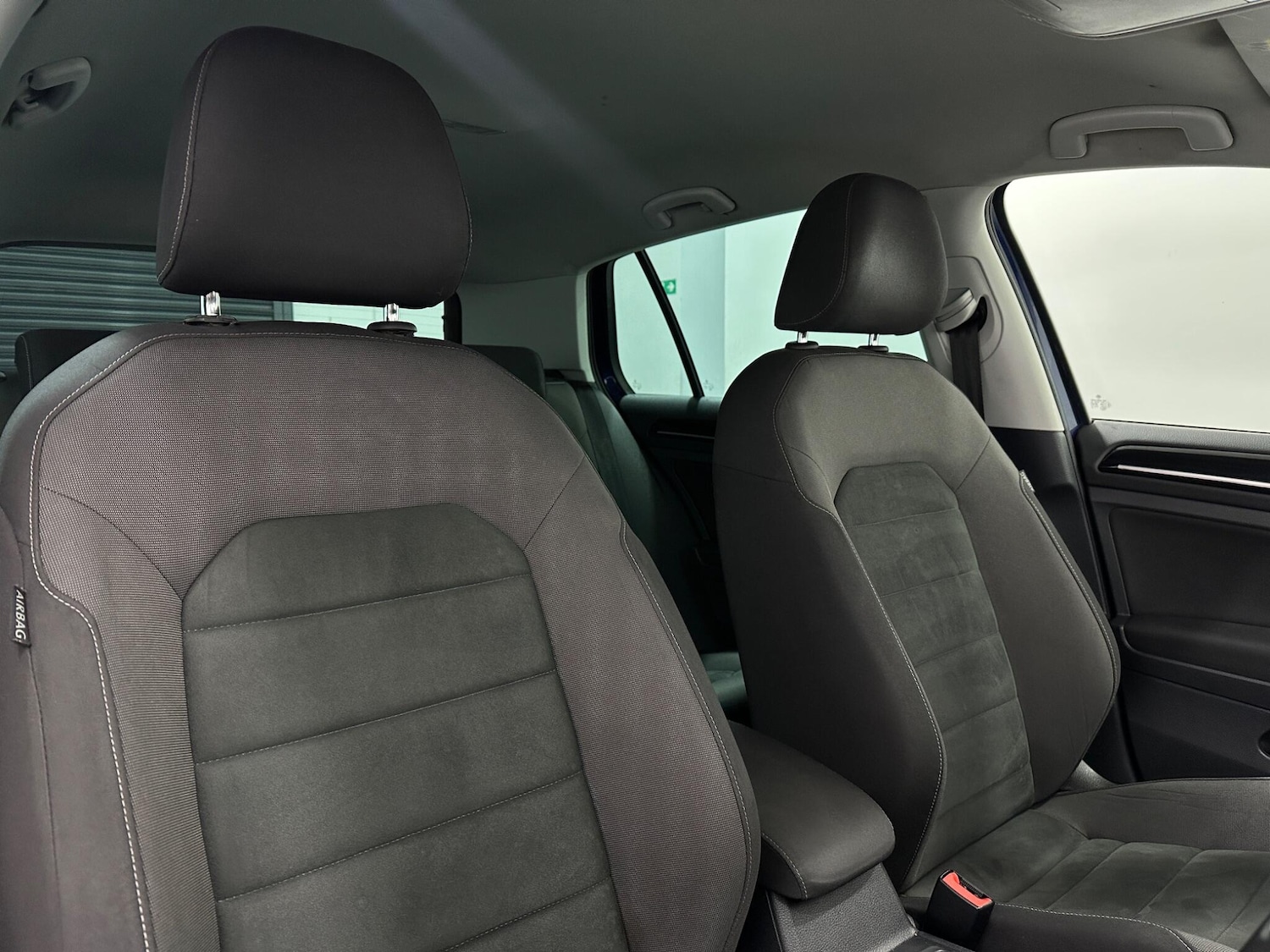 Used Volkswagen Golf for sale - 77242640: Photo 32