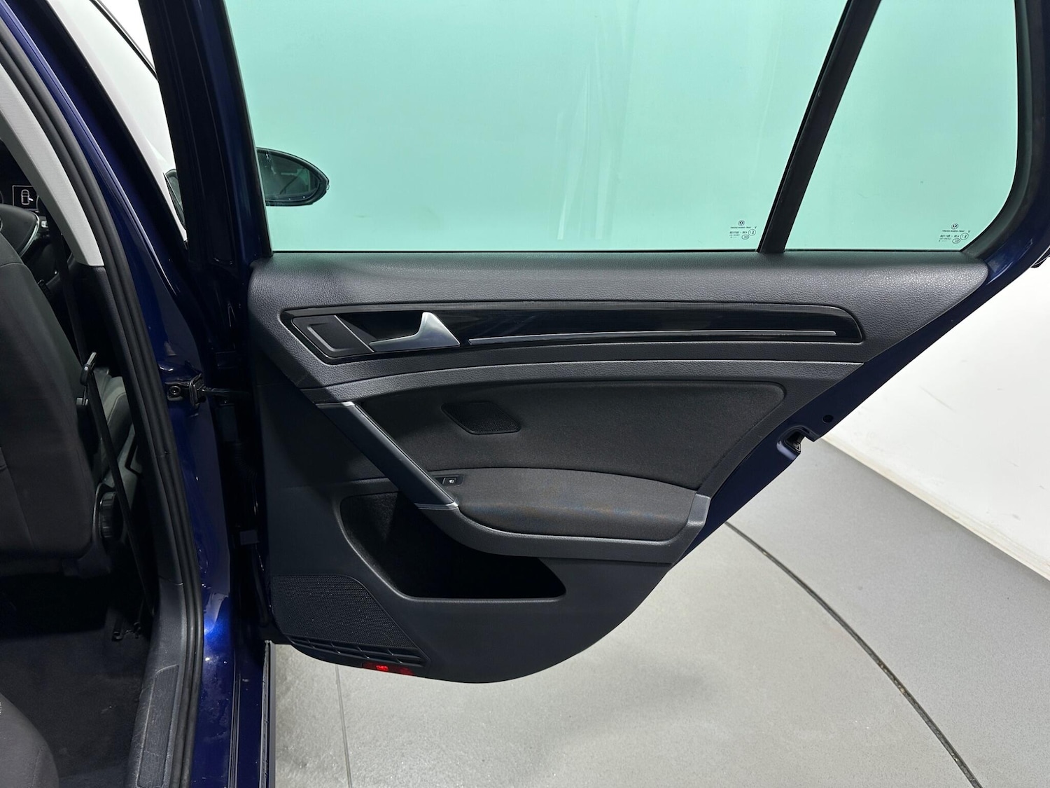 Used Volkswagen Golf for sale - 77242640: Photo 42