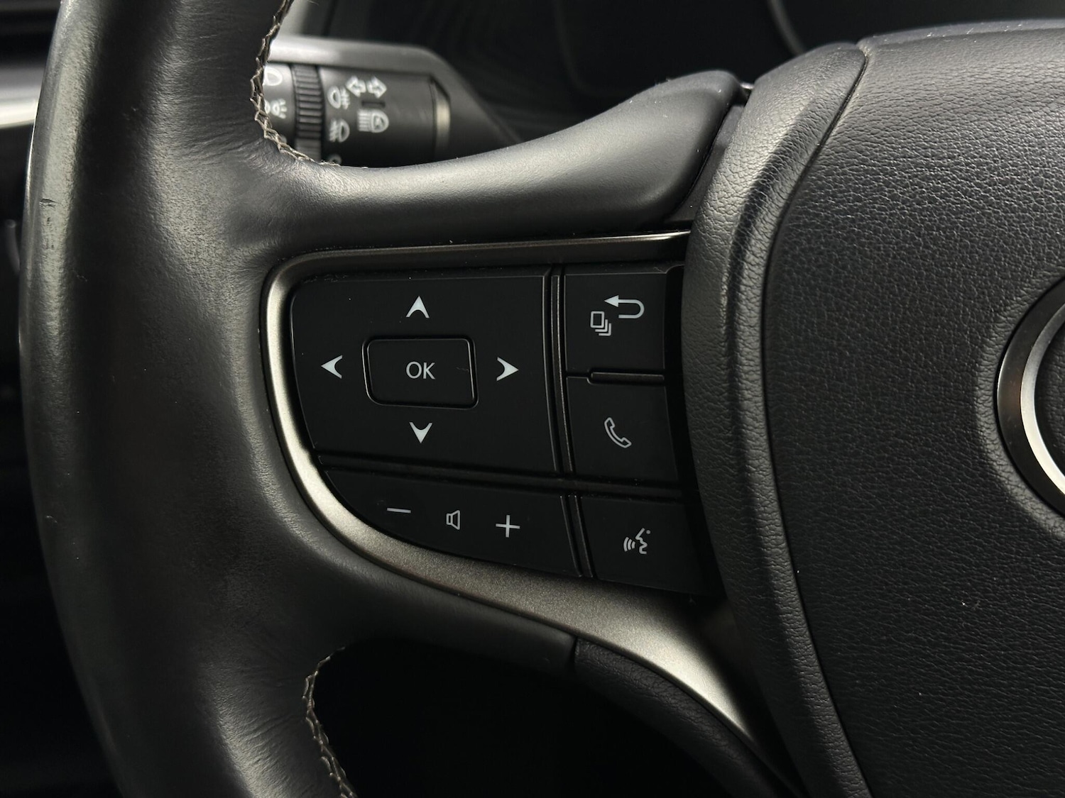 Used Lexus UX 2020 for sale - 77202757: Photo 14