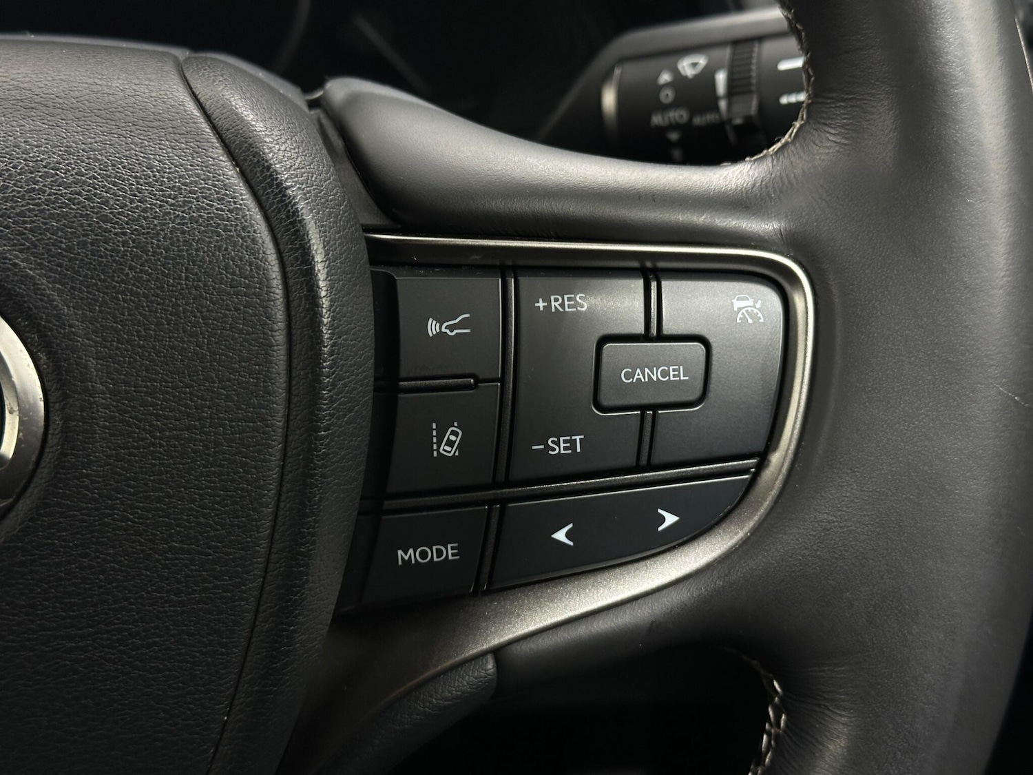 Used Lexus UX 2020 for sale - 77202757: Photo 15