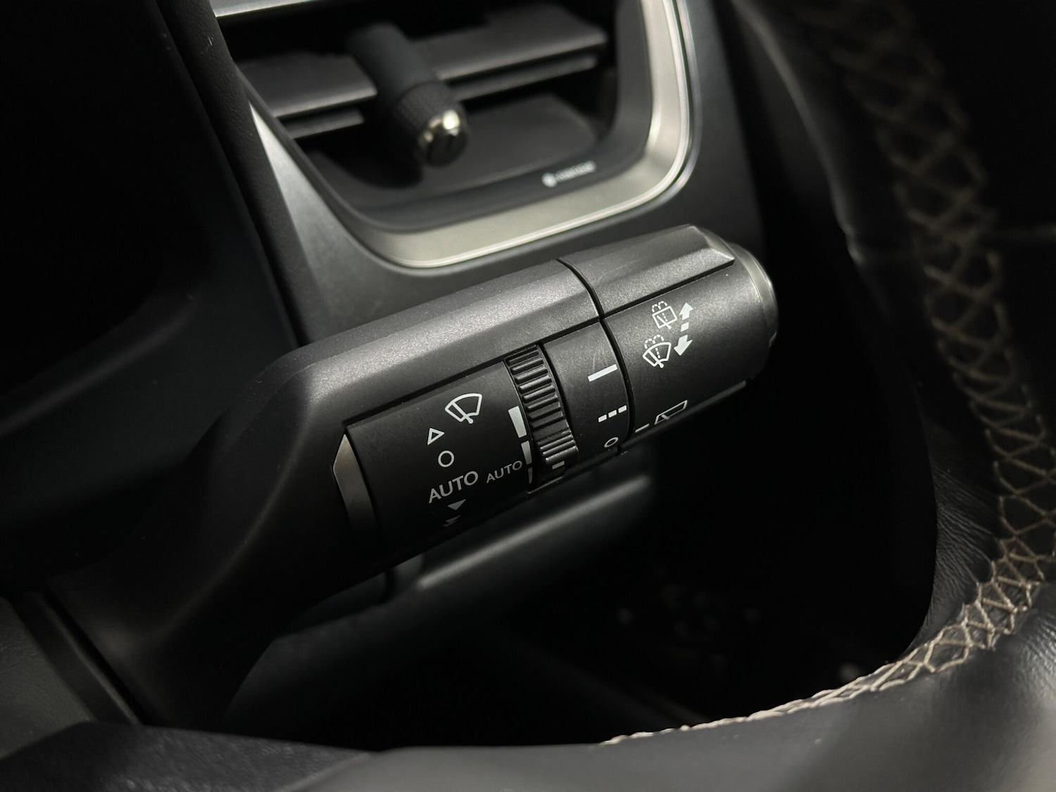 Used Lexus UX 2020 for sale - 77202757: Photo 16