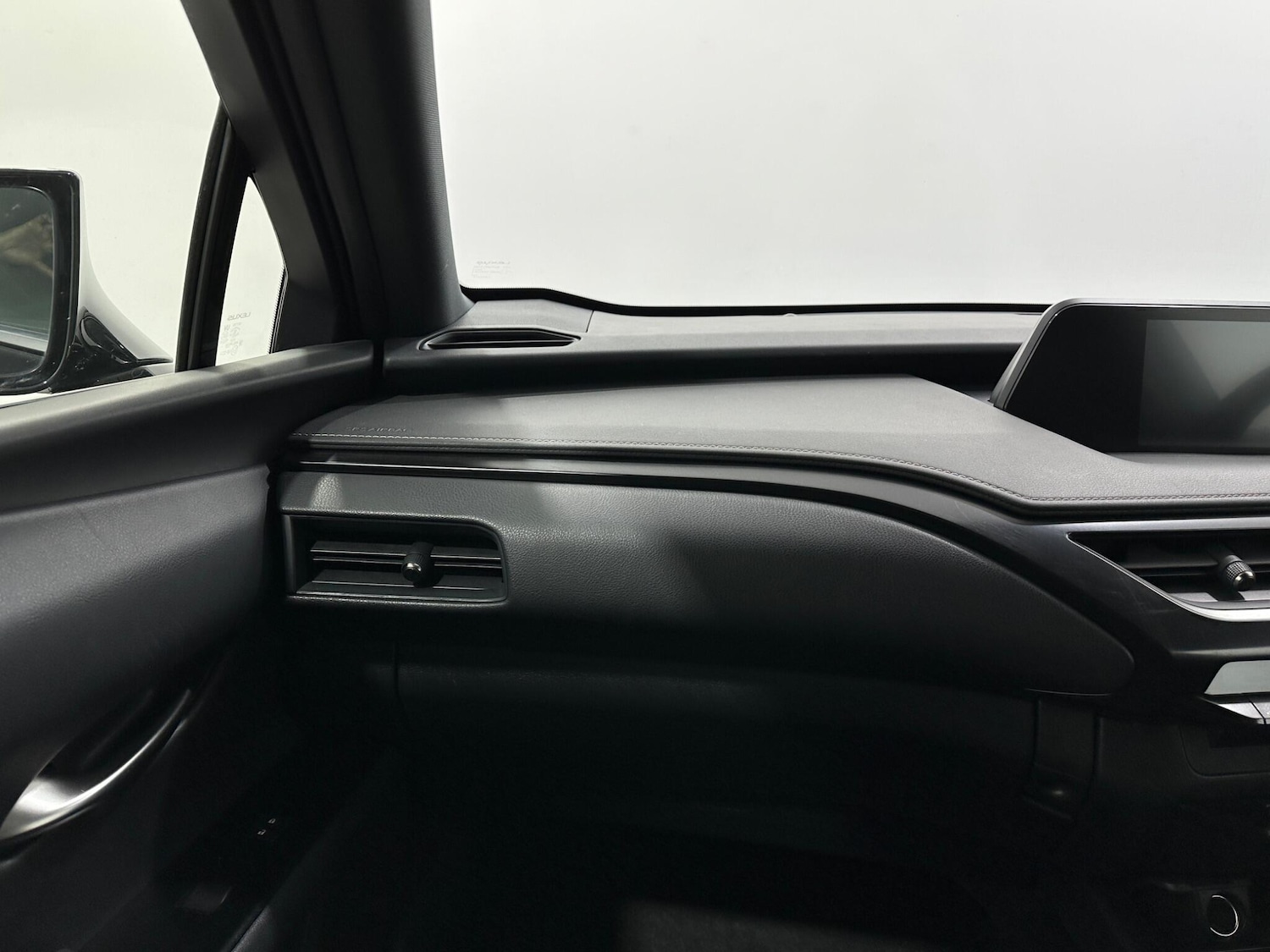 Used Lexus UX 2020 for sale - 77202757: Photo 27