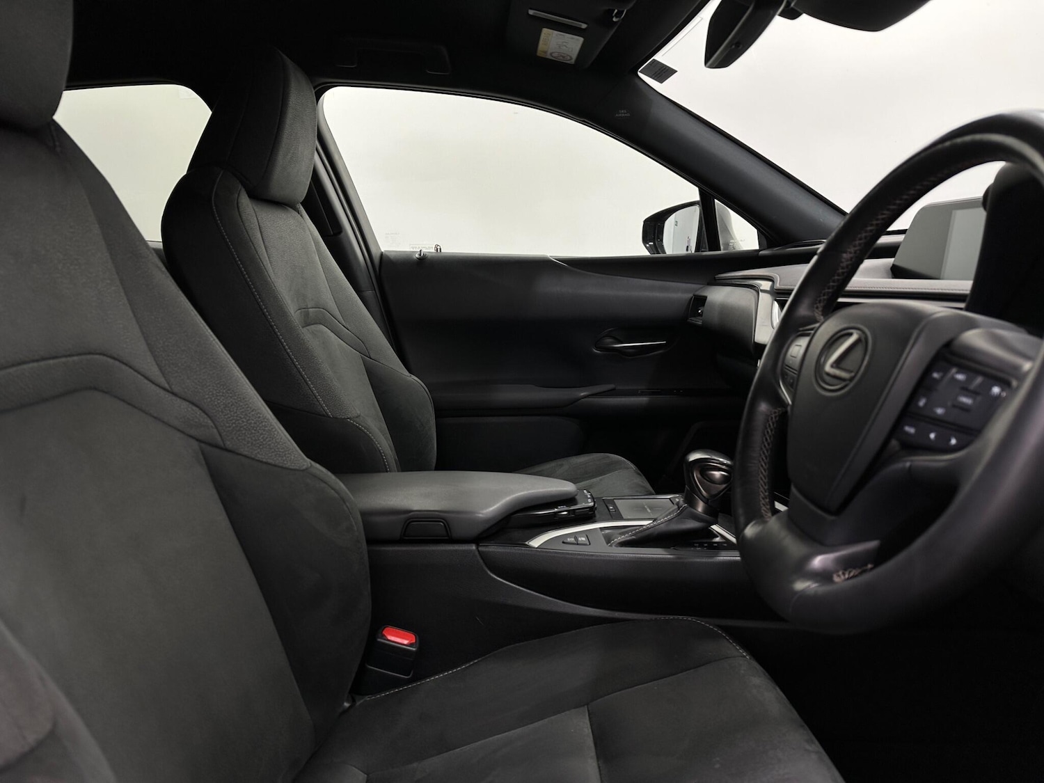 Used Lexus UX 2020 for sale - 77202757: Photo 30