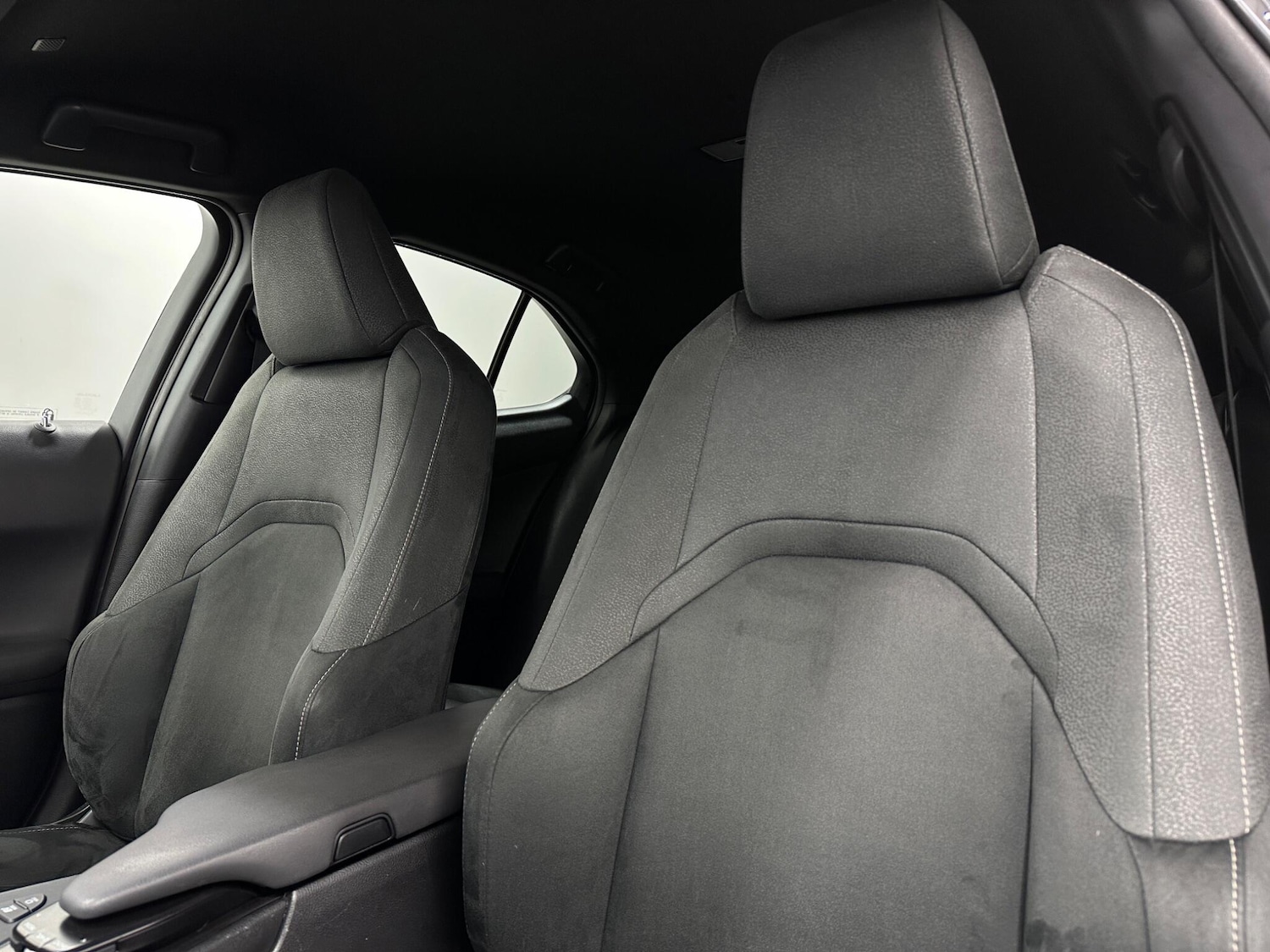 Used Lexus UX 2020 for sale - 77202757: Photo 34