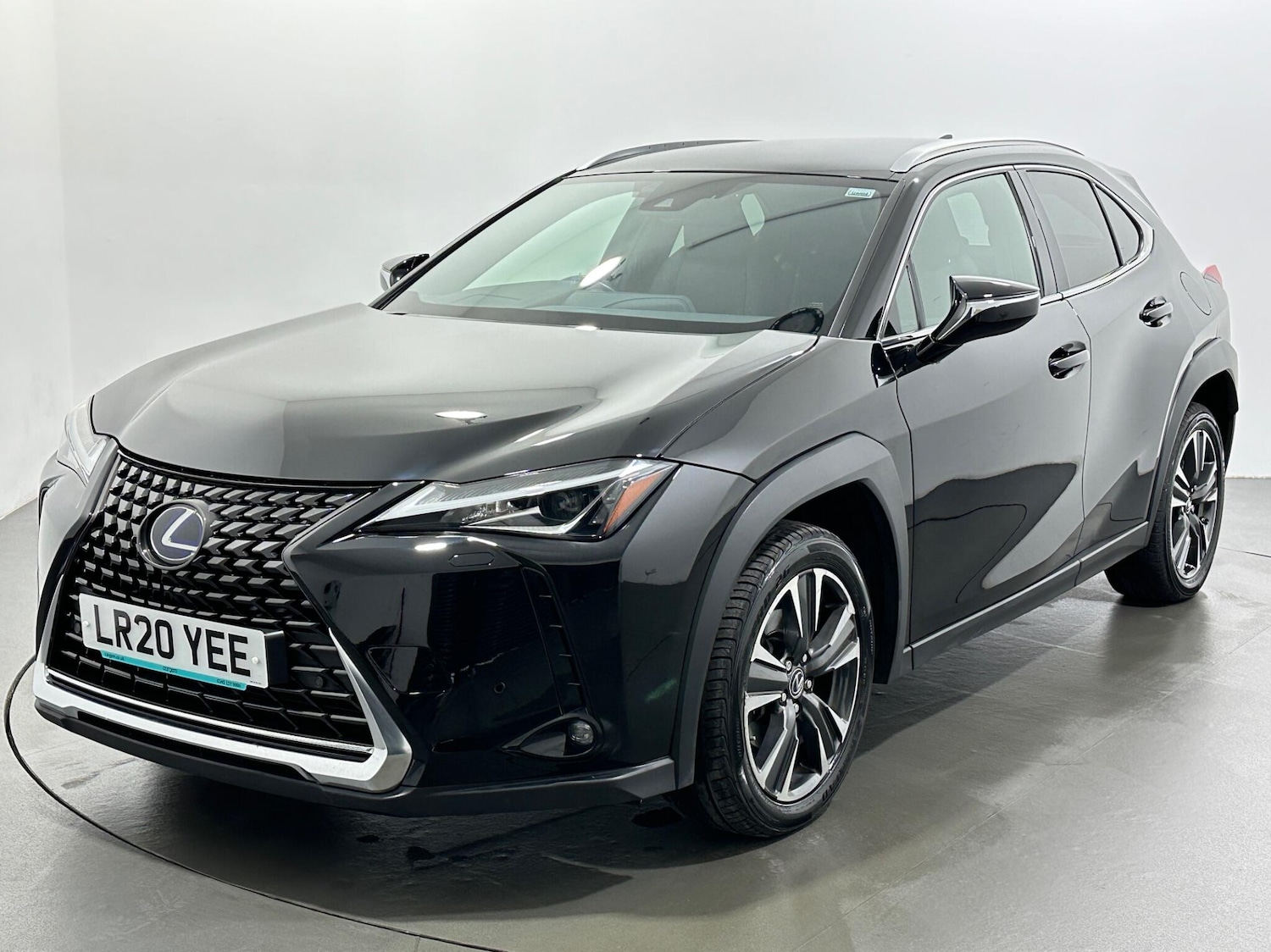 Used Lexus UX 2020 for sale - 77202757: Photo 4