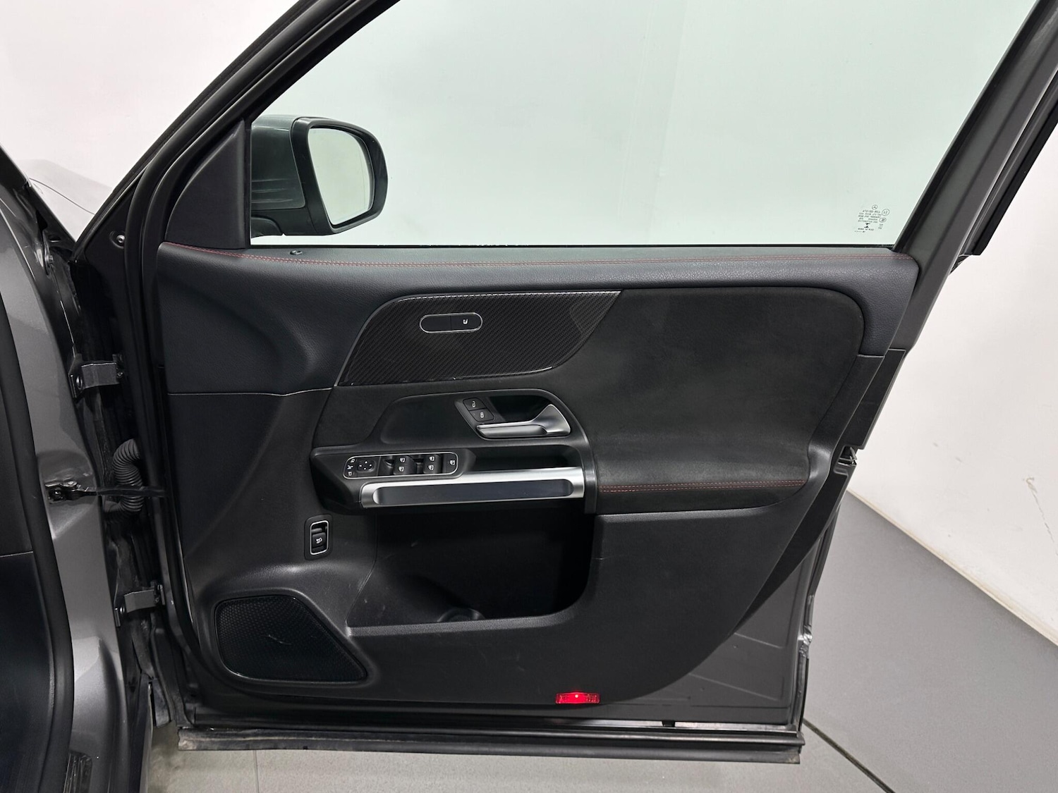 Used Mercedes-Benz GLB 2020 for sale - 77633256: Photo 35