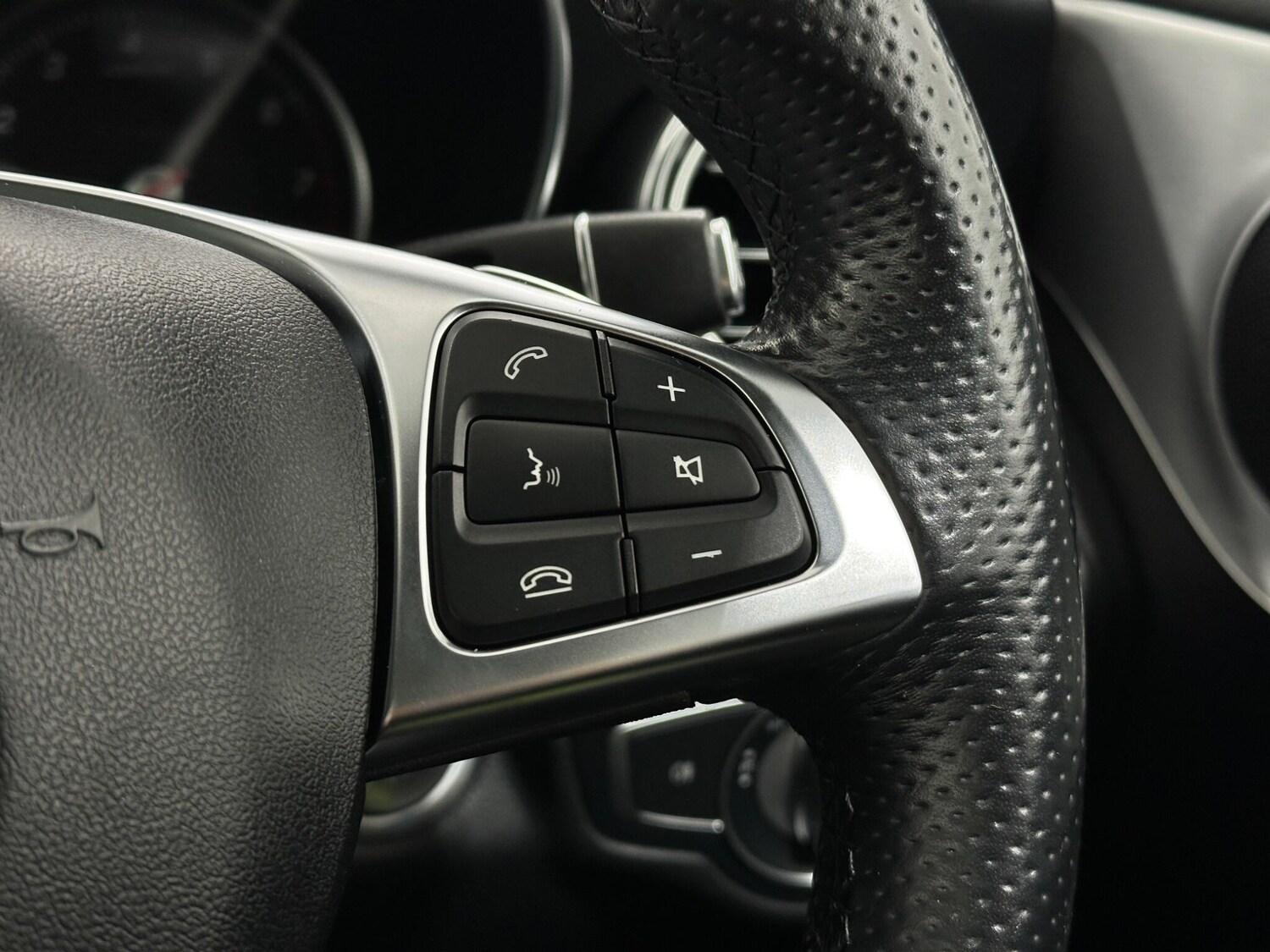 Used Mercedes-Benz C Class 2018 for sale - 77908533: Photo 15