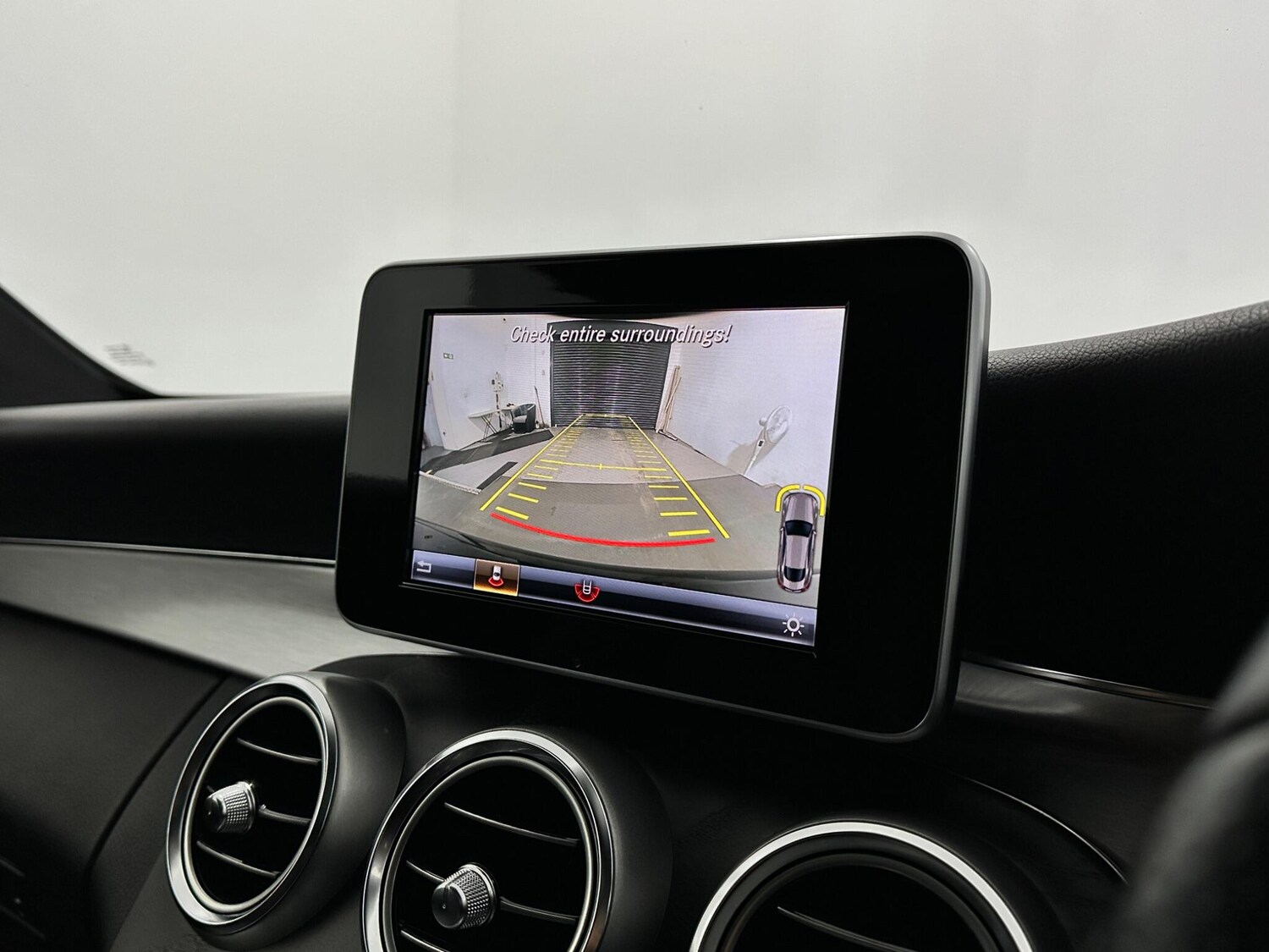 Used Mercedes-Benz C Class 2018 for sale - 77908533: Photo 24