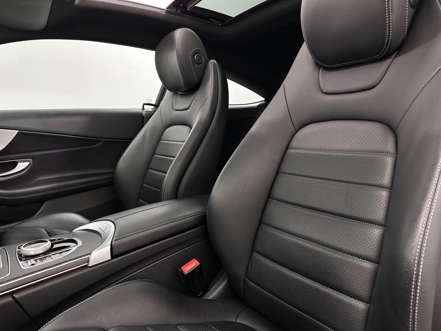 Used Mercedes-Benz C Class 2018 for sale - 77908533: Photo 36