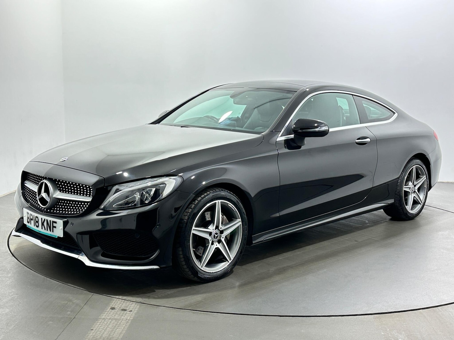 Used Mercedes-Benz C Class 2018 for sale - 77908533: Photo 4