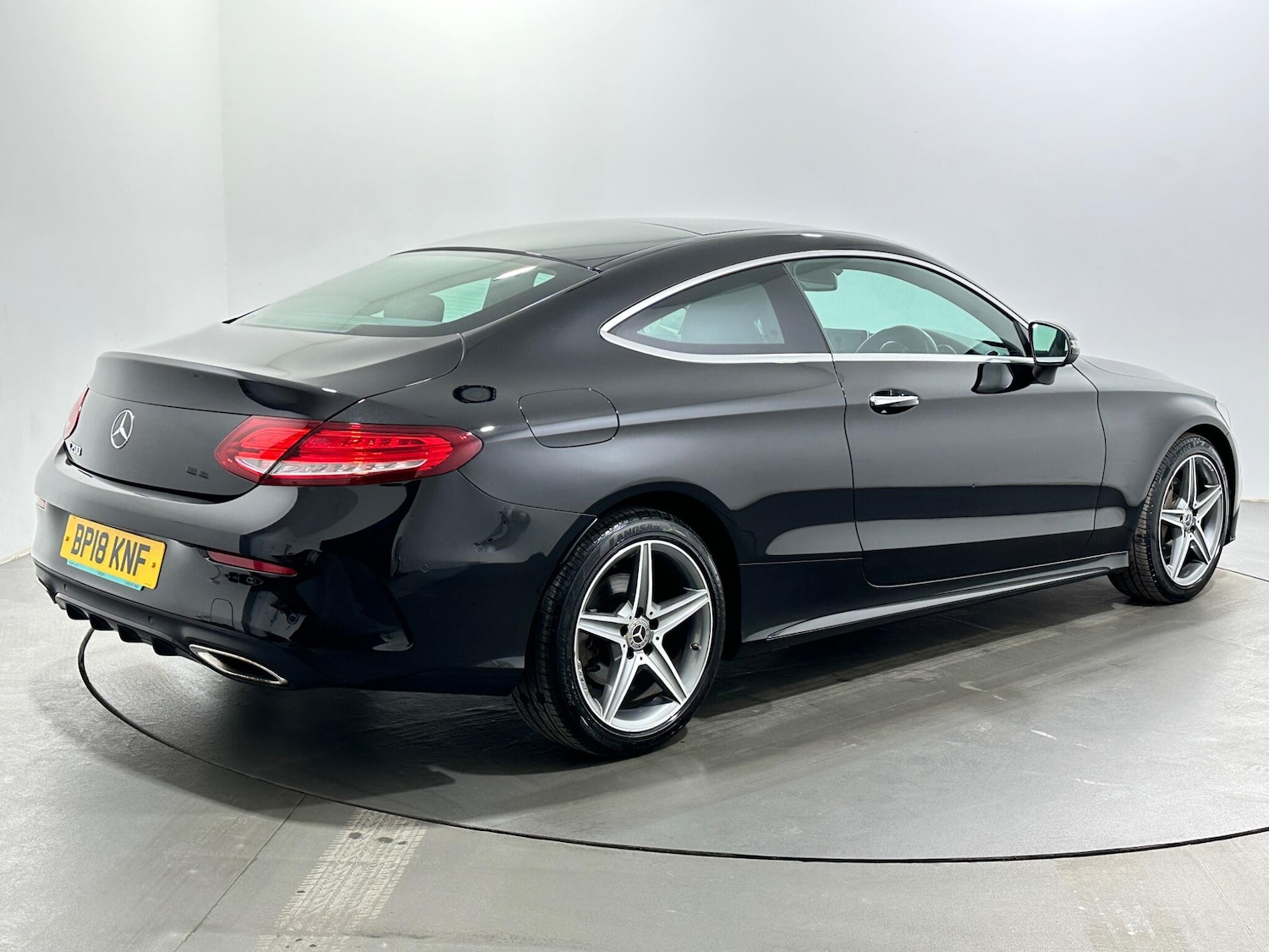 Used Mercedes-Benz C Class 2018 for sale - 77908533: Photo 8