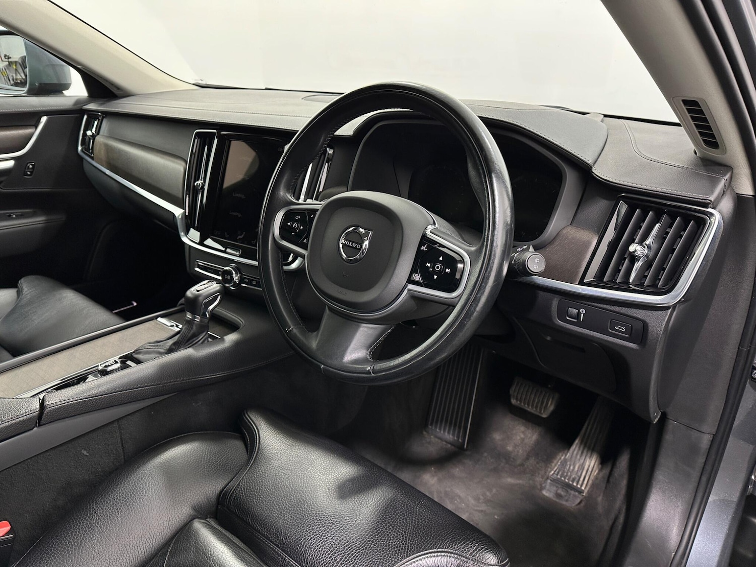 Used Volvo V90 2020 for sale - 77752815: Photo 10