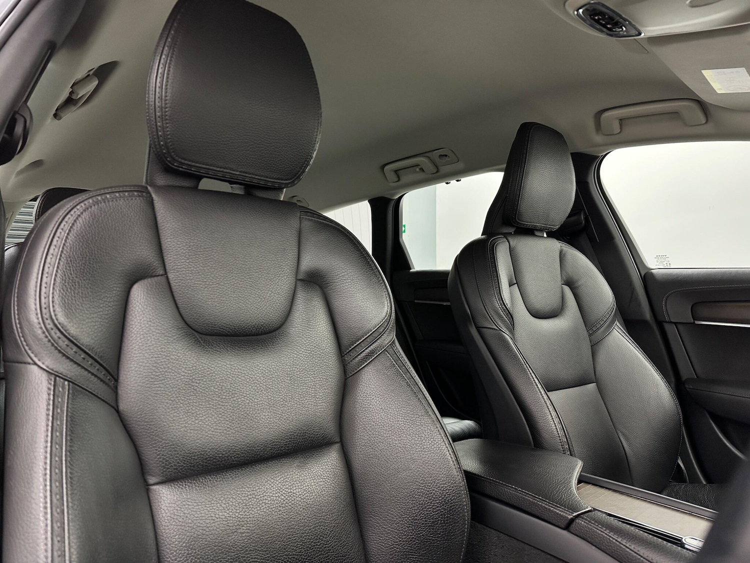 Used Volvo V90 2020 for sale - 77752815: Photo 32