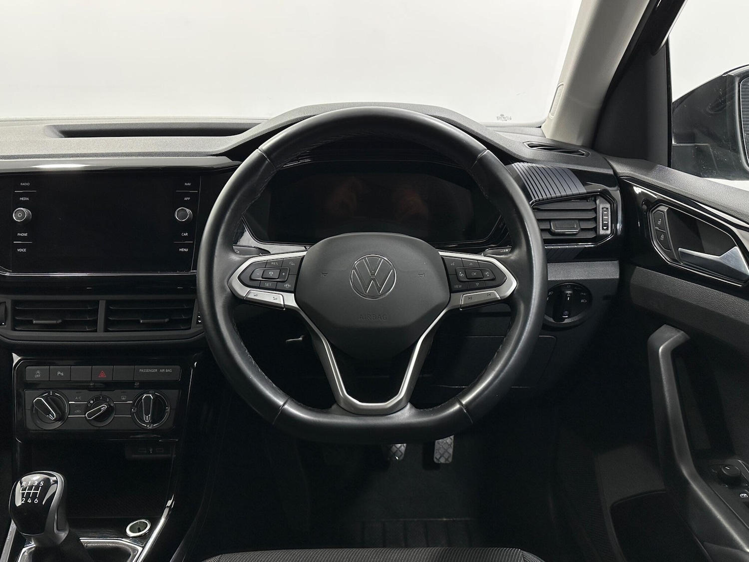 Used Volkswagen T-Cross 2022 for sale - 76878594: Photo 12