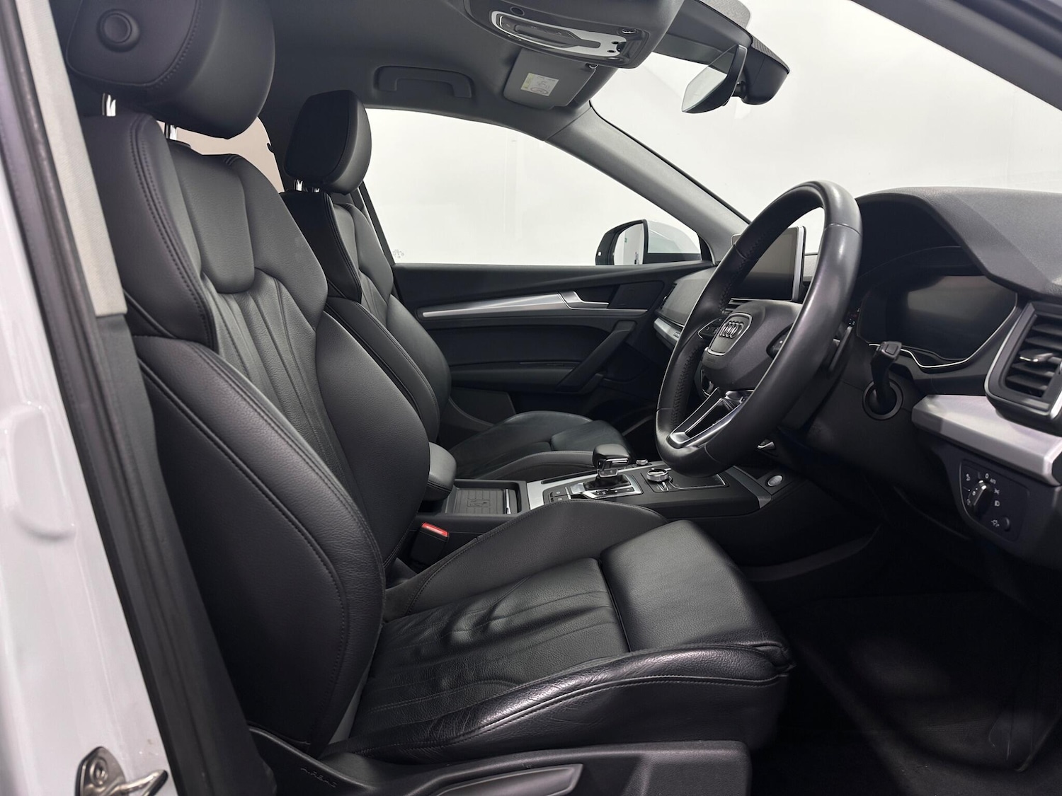 Used Audi Q5 2019 for sale - 76878905: Photo 32